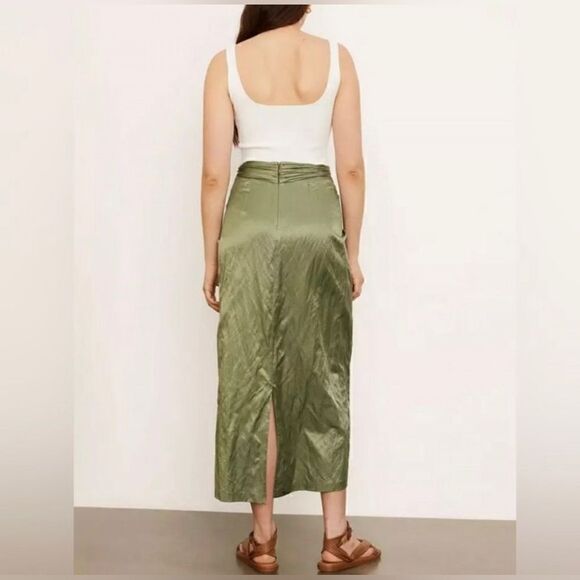 Vince NWT Twist Front Skirt in Dark Pistachio
Size 2 MSRP $395 - Picture 4 of 13